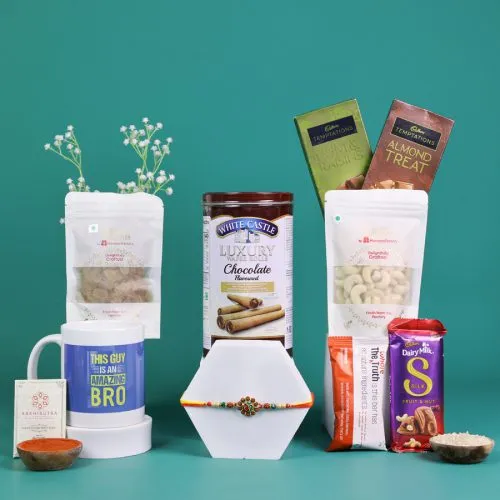 OM Rakhi Luxury Snack Pack
